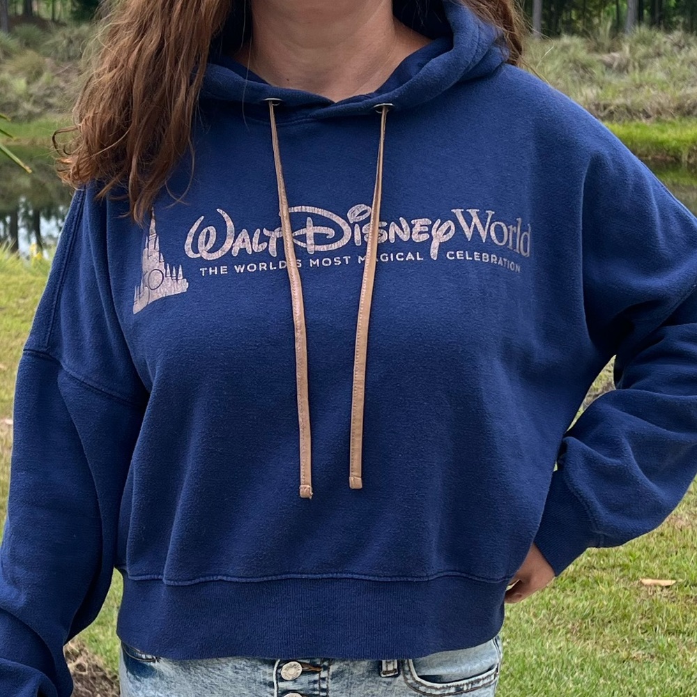Disney 50th Anniversary Pullover Sweater sweatshirt cropped Hoodie medium M